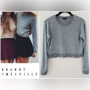 Brandy Melville 🩶 Cropped Gray Crewneck Ribbed Sweater OS